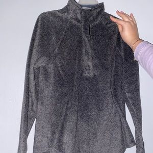 Active sweatshirt/long sleeve in grey